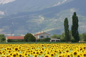 Гостиница Le Mas de Saint- Ferréol Nord  Менглон